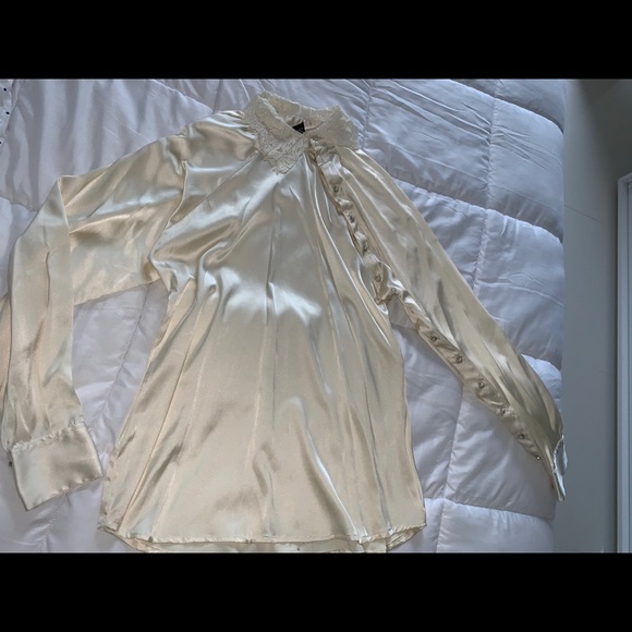 Shirt - Picture 1 of 3